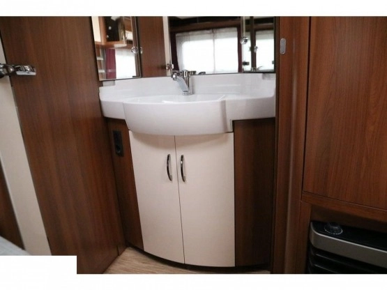                         Hobby Exellent 540 UFE, 2013/2014 - zdjęcie 30
                        