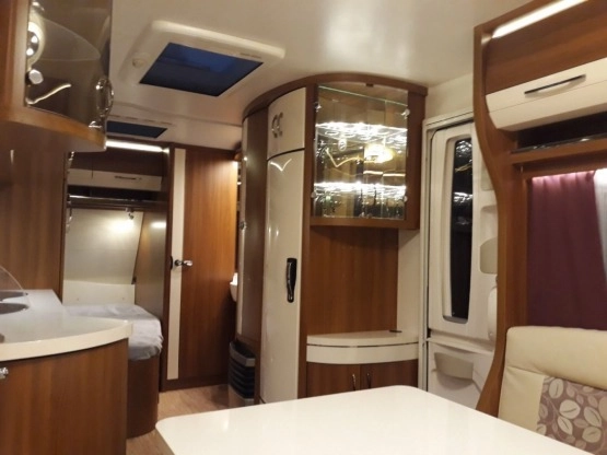                         Hobby Exellent 540 UFE, 2013/2014 - zdjęcie 33
                        