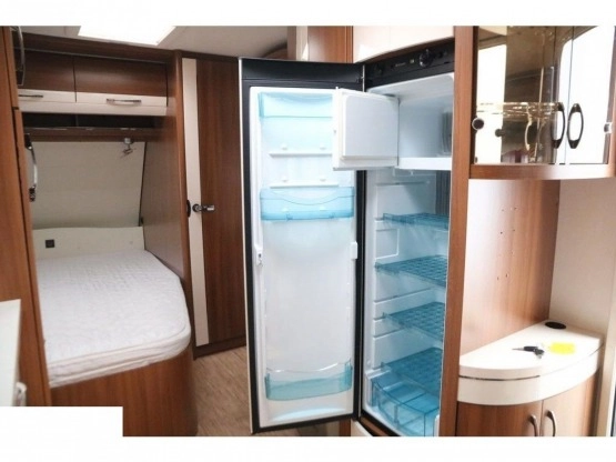                         Hobby Exellent 540 UFE, 2013/2014 - zdjęcie 4
                        