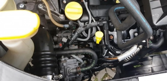                         Ranault Master 2,5 Dci rok 2009 - zdjęcie 18
                        