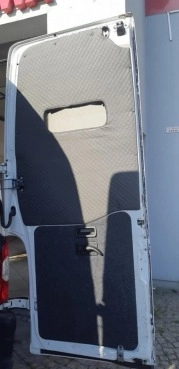                         Ranault Master 2,5 Dci rok 2009 - zdjęcie 23
                        