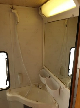                         Burstner Club 390 - DMC 900 kg - zdjęcie 2
                        