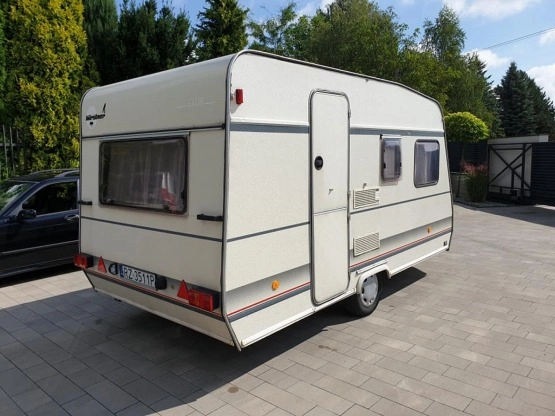                         Burstner Club 390 - DMC 900 kg - zdjęcie 7
                        