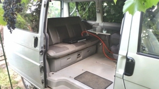                         VW Multivan z wyposażeniem kamperowym. - zdjęcie 3
                        