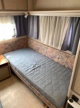                         Przyczepa kempingowa Dethleffs - zdjęcie 11
                        