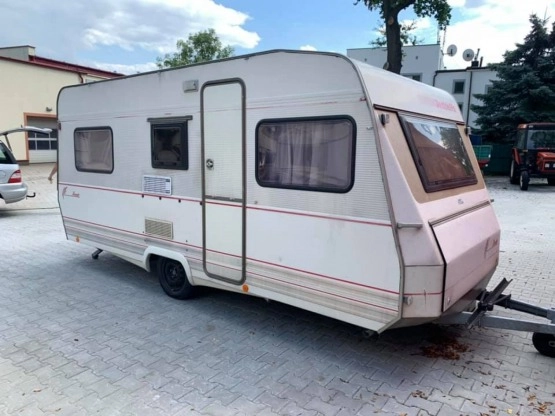                         Przyczepa kempingowa Dethleffs - zdjęcie 1
                        