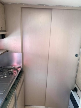                         Przyczepa kempingowa Dethleffs - zdjęcie 4
                        