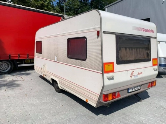                         Przyczepa kempingowa Dethleffs - zdjęcie 9
                        