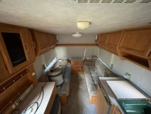                         Przyczepa kempingowa COACHMAN Vip 460/2 - zdjęcie 6
                        