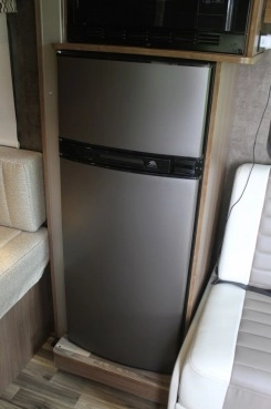                         Winnebago Trend 23D - zdjęcie 15
                        