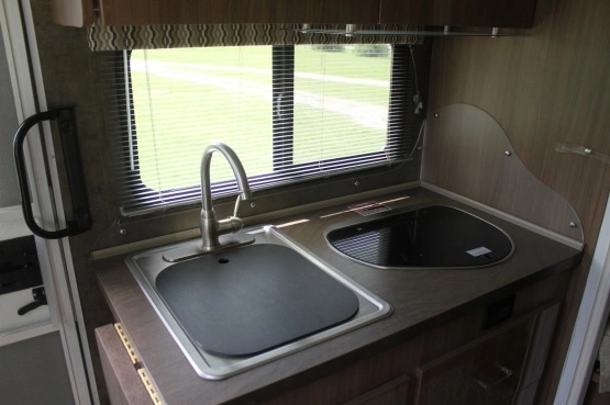                         Winnebago Trend 23D - zdjęcie 23
                        