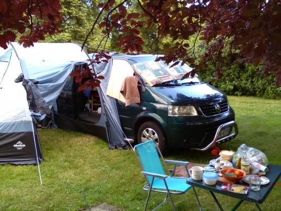                         T5 multiwan komfort sprzedam zamienię na kampera - zdjęcie 11
                        