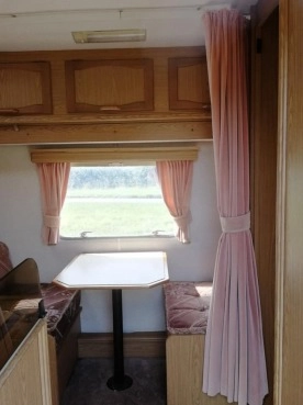                         Przyczepa kempingowa Vanroyce 520/4 - zdjęcie 11
                        