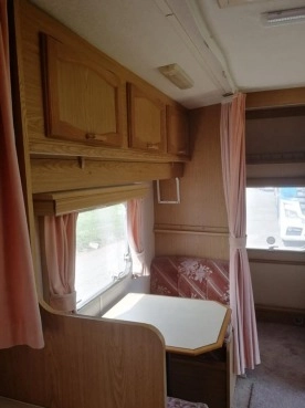                         Przyczepa kempingowa Vanroyce 520/4 - zdjęcie 8
                        