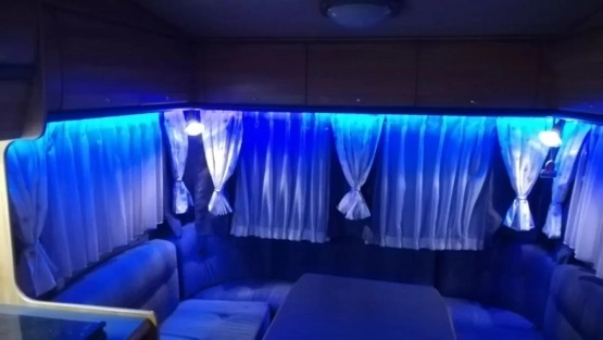                         Przyczepa Kempingowa niemieckiej firmy Ci Wilk 1997 rok, bogate wyposażenie - zdjęcie 3
                        