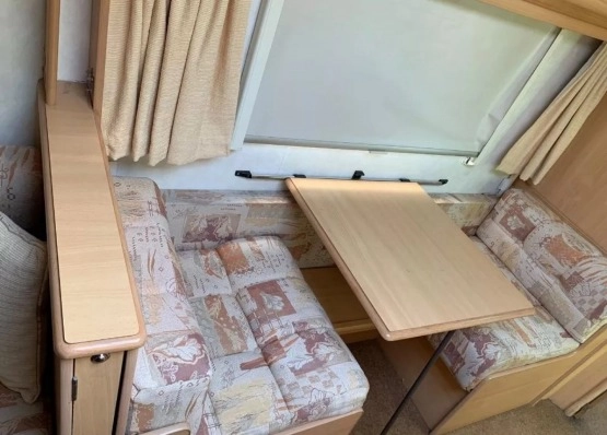                         Przyczepa Elddis z 2002 roku - zdjęcie 6
                        