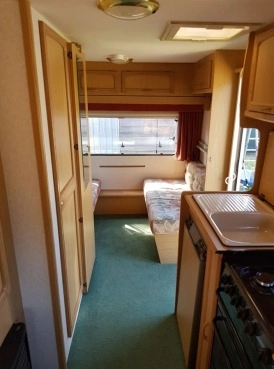                         Zadbana przyczepa Bailey Ranger 500/5 z przedsionkiem i piekarnikiem - zdjęcie 6
                        