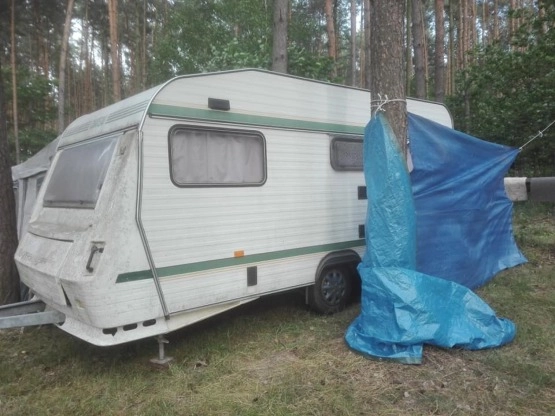                          Chateau LaCar 460 4-5 osobowa z dużym przedsionkiem - zdjęcie 2
                        