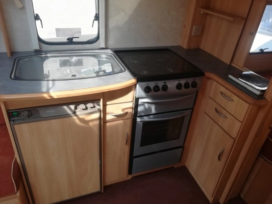                         Przyczepa Kempingowa Sterling Europa 490 - zdjęcie 10
                        