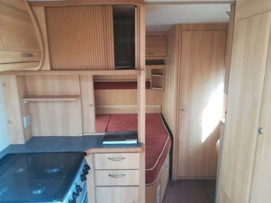                         Przyczepa Kempingowa Sterling Europa 490 - zdjęcie 3
                        