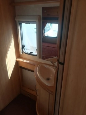                         Przyczepa Kempingowa Sterling Europa 490 - zdjęcie 4
                        