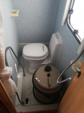                         Przyczepa Kempingowa Sterling Europa 490 - zdjęcie 5
                        