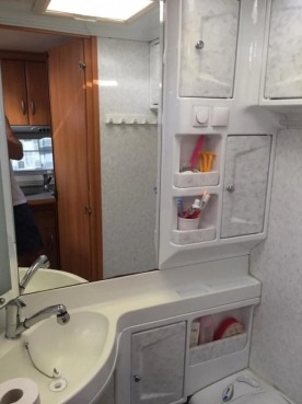                         Przyczepa kempingowa Hobby 440, rok prod. 2007 - zdjęcie 7
                        