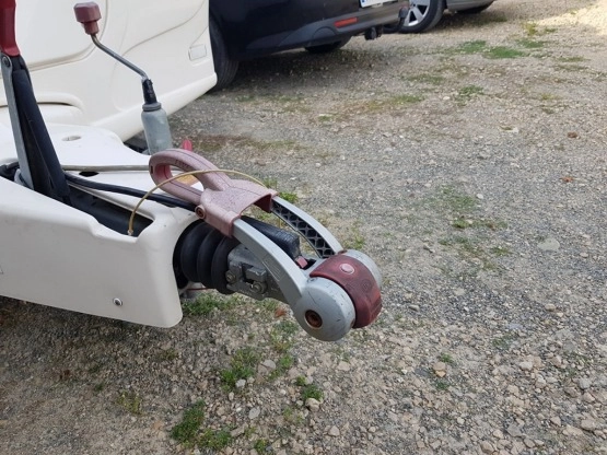                         Przyczepa kempingowa Bailey Discovery 2004 mover, przedsionek - zdjęcie 11
                        