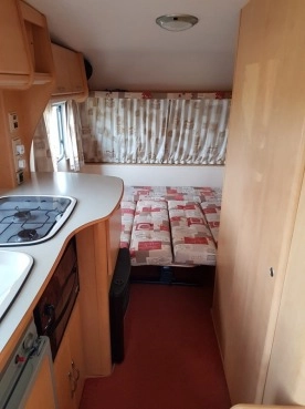                         Przyczepa kempingowa Bailey Discovery 2004 mover, przedsionek - zdjęcie 13
                        