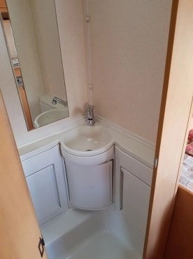                         Przyczepa kempingowa Bailey Discovery 2004 mover, przedsionek - zdjęcie 3
                        