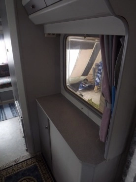                         Przyczepa kempingowa Beyerland Vitesse 430-MD - zdjęcie 20
                        