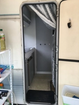                         Przyczepa kempingowa Beyerland Vitesse 430-MD - zdjęcie 9
                        