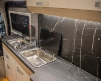                         CamperVan FORD Transit L4H3 2.0 New EcoBlue 170KM - zdjęcie 18
                        