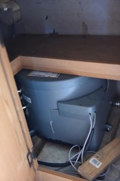                         Kamper Fiat Ducato Rimor 2,5 Tdi + przedsionek - zdjęcie 9
                        
