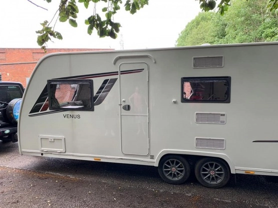                         Przyczepa LUNAR VENUS 620 2019 r. - zdjęcie 1
                        