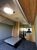                         Ford Transit Kamper VAN automat 185KM, panel słoneczny, 6m długości, FV 23%, camper  - zdjęcie 18
                        