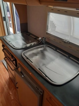                         Przyczepa kempingowa Elddis Odyssey z 2005 roku - zdjęcie 7
                        