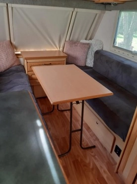                         Przyczepa kempingowa Elddis Odyssey z 2005 roku - zdjęcie 8
                        