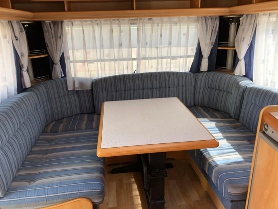                         Przyczepa kempingowa Hobby De Luxe Easy 460 - zdjęcie 12
                        