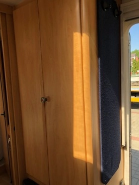                         Przyczepa kempingowa Hobby De Luxe Easy 460 - zdjęcie 4
                        