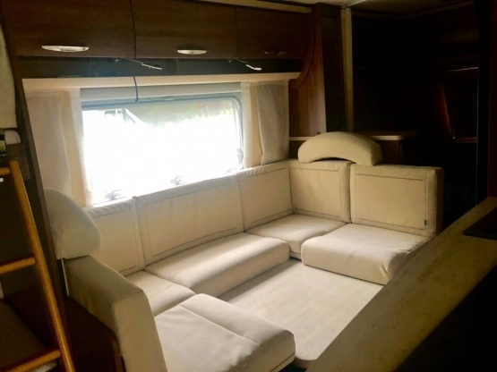                         Burstner Averso Top 560tk - zdjęcie 9
                        