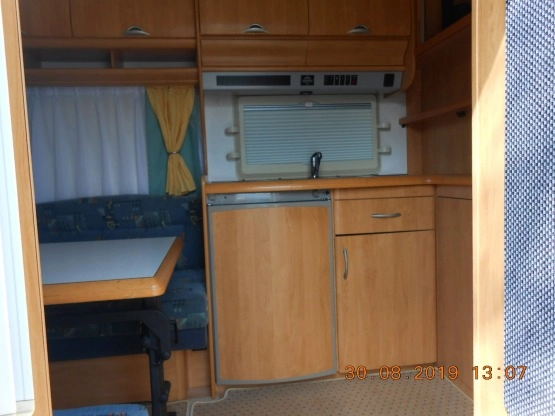                         Sprzedam przyczepę Hobby Excellent Easy 460 - 2003r. - zdjęcie 8
                        