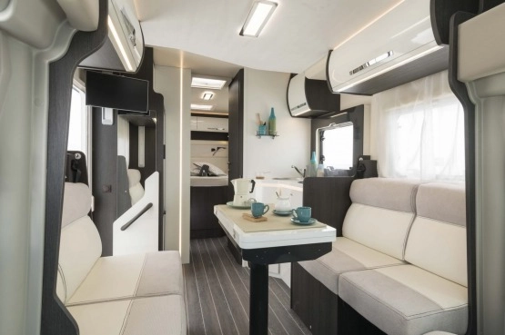                         Roller Team Kronos 267TL Kamper od ręki w PerfektCamp Solar, Kamera cofania - zdjęcie 9
                        