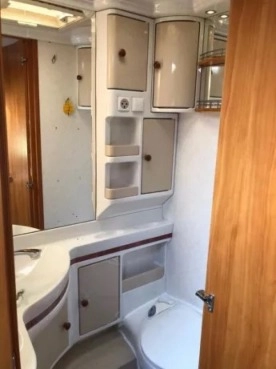                         Hobby 495, solar, przedsionek Isabella - zdjęcie 6
                        