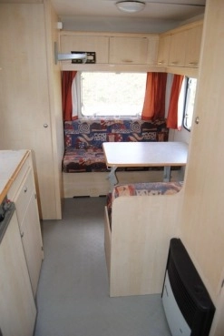                         HOME CAR TANIO! 4-os. z WC! Ogrzewanie! Przedsionek! DMC tylko 1000 kg - zdjęcie 4
                        