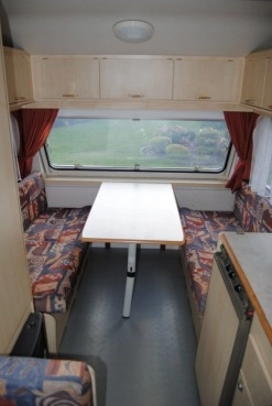                         HOME CAR TANIO! 4-os. z WC! Ogrzewanie! Przedsionek! DMC tylko 1000 kg - zdjęcie 5
                        