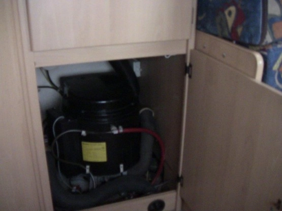                         Kamper TEC Fiat Ducato 2.5 TDI KAT  - zdjęcie 14
                        