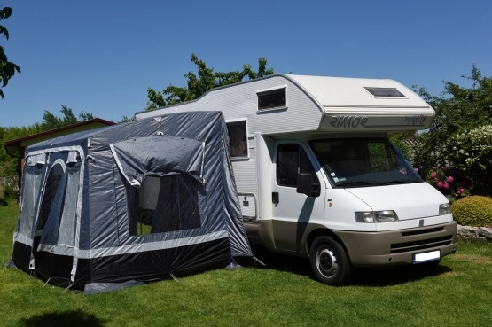                         Kamper Fiat Ducato Rimor 2,5 Tdi + przedsionek - zdjęcie 1
                        