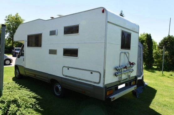                         Kamper Fiat Ducato Rimor 2,5 Tdi + przedsionek - zdjęcie 2
                        