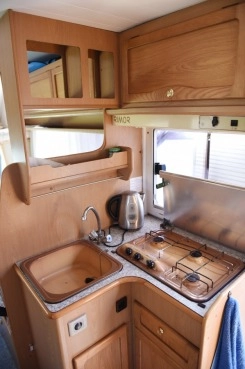                         Kamper Fiat Ducato Rimor 2,5 Tdi + przedsionek - zdjęcie 7
                        